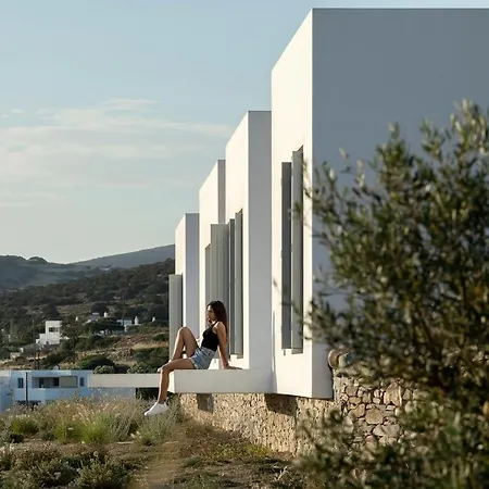 Leone 3* Aliki (Paros)